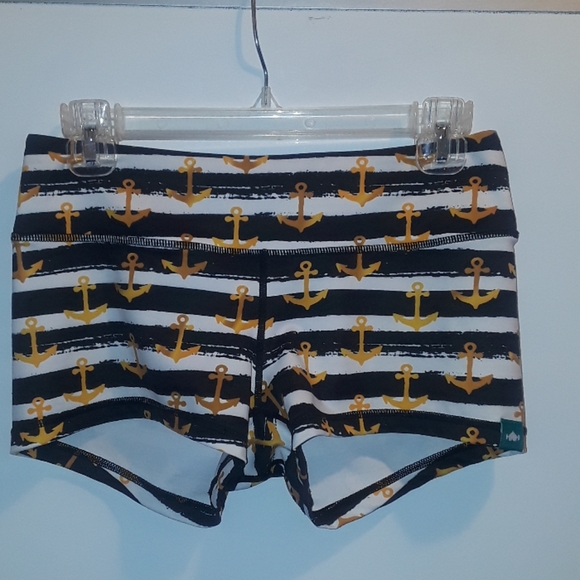 WOD Bottom Pants - WOD Bottom Stripped Shorts - M